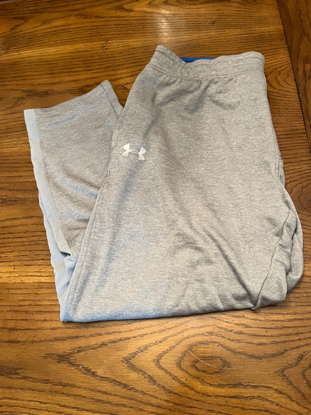 Under Armour Heather Gray Men's Joggers, size XXL, NWT